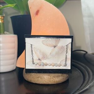 Elegant Silver and Cream Beaded Necklace